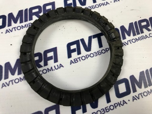 1541436 FORD Проставка (резиновое кольцо) пружины передней нижняя купить в Ужгород