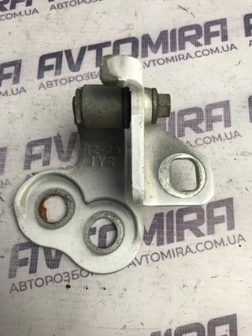 1781671 FORD Петля двери передней правой купить в Харьков
