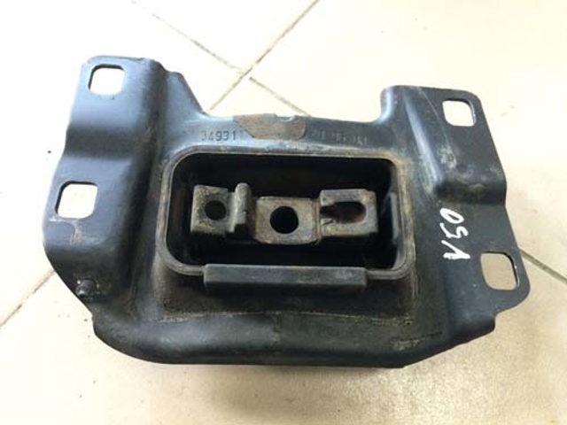 VOLVO 30778998 Подушка (опора) двигателя левая верхняя в наличии Днепр