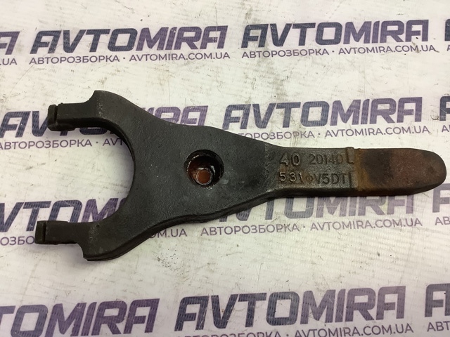 TOYOTA 3120420140 Вилка сцепления в наличии Украина