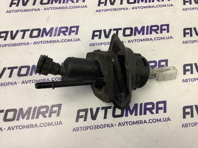 31325415 Главный цилиндр сцепления купить Днепр