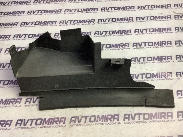 FORD 3M518310BE Правый дефлектор радиатора в наличии Киев