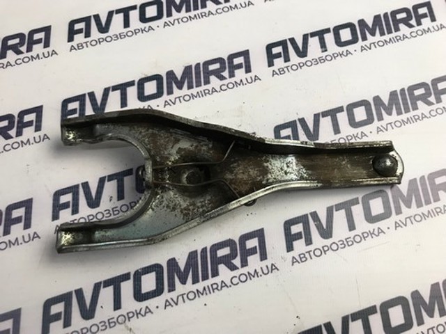 HYUNDAI 4143023200 Вилка сцепления в наличии Полтава