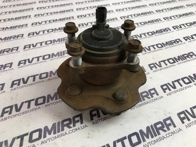 TOYOTA 4245005080 Задняя ступица в наличии Ирпень