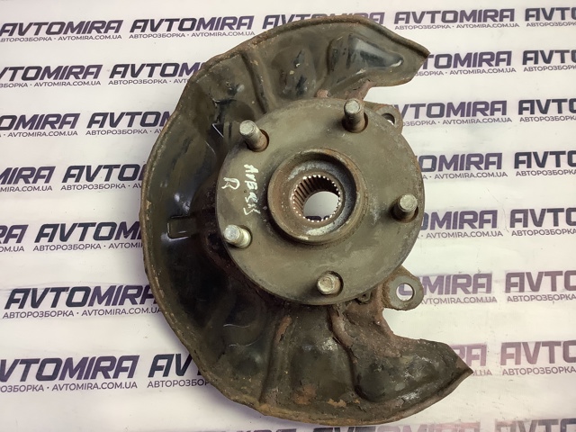 TOYOTA 4321105060 Цапфа (поворотный кулак) передний правый в наличии Павлоград