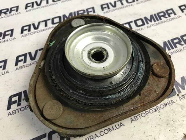 TOYOTA 486090F020 Опора амортизатора переднего в наличии Запорожье
