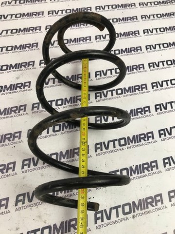 HYUNDAI 546302R130 Пружина передняя в наличии Киев