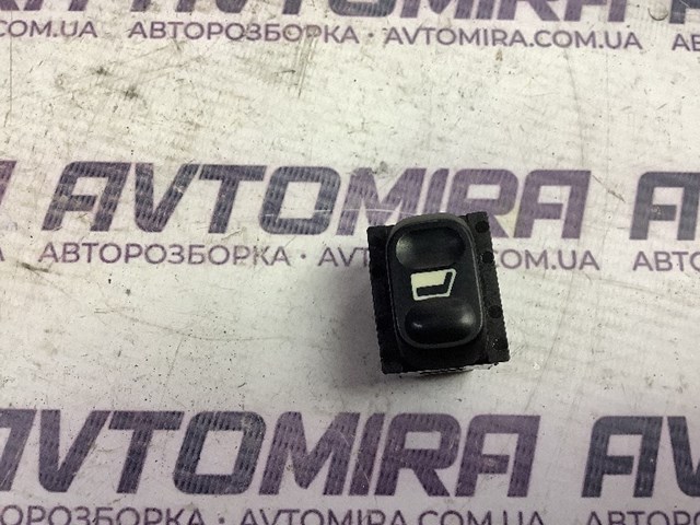 6554W4 PEUGEOT Кнопка включения мотора стеклоподъемника передняя левая купить в Днепр