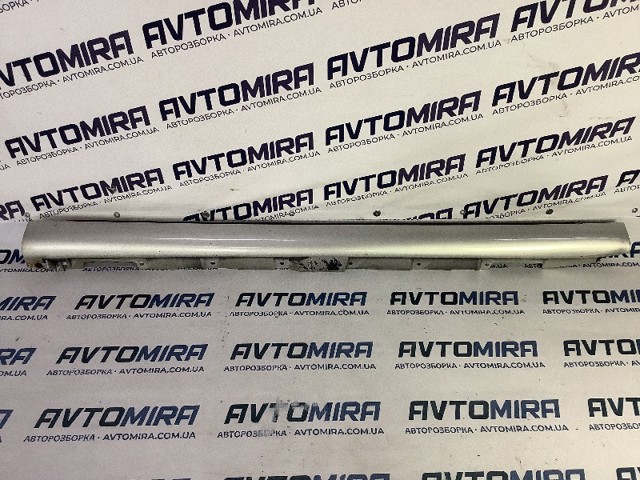 TOYOTA 7585205902 Накладка (молдинг) порога наружная левая в наличии Запорожье