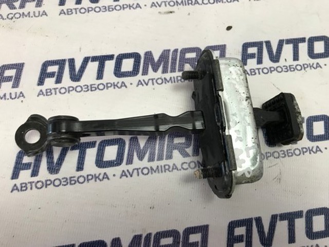793801H300 Ограничитель открывания двери передний левый купить Харьков