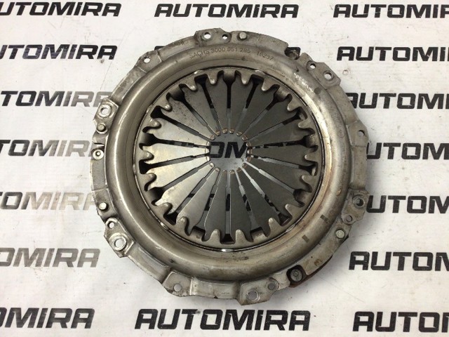 RENAULT 8200365633 Корзина сцепления в наличии Полтава