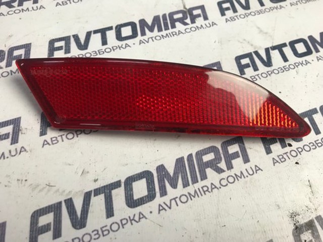 FORD BM51515B0AE Правый катафот заднего бампера в наличии Кривой Рог