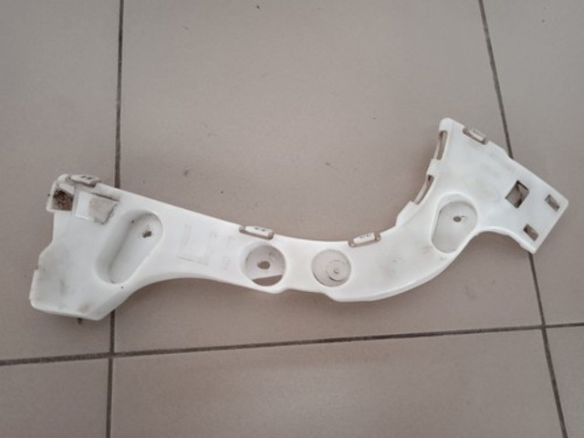 BM51A17E851AG Кронштейн бампера заднего купить Днепр