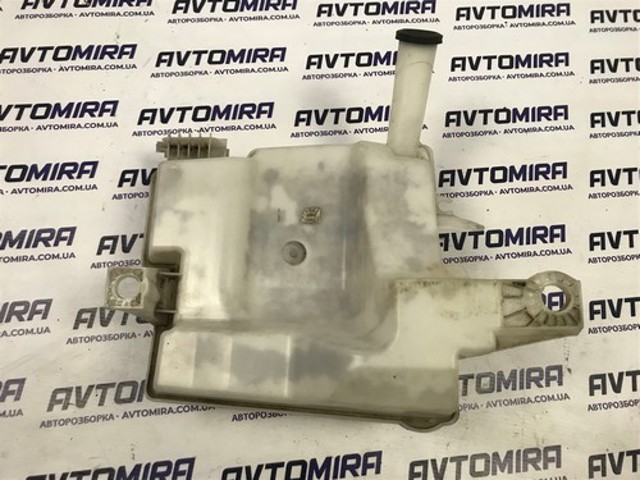 FORD BV6117B613AC Бачок омывателя стекла в наличии Тернополь