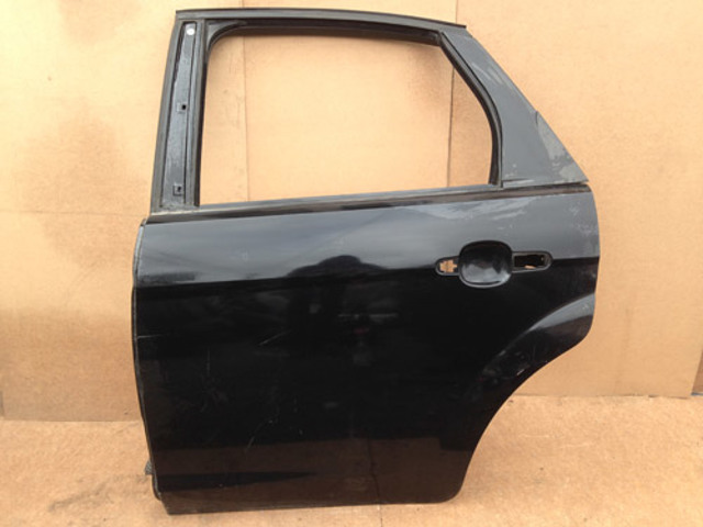 Двері задні ліві рестайлинг колір чорний форд фокус хечбек ford focus 2 (2008-2010) P8M51 A24631-AE
