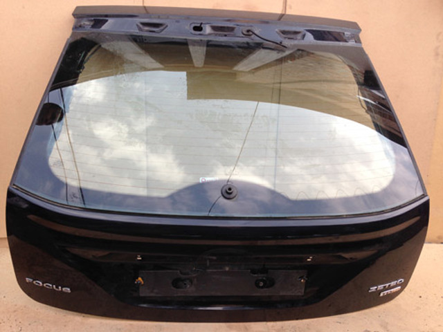 Кришка багажника задня ляда хечбек рестайлінг колір чорний  форд фокус ford focus 2 (2008-2010) P8M51A40410AD