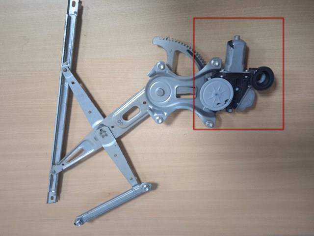 TOYOTA 8572042120 Мотор стеклоподъемника двери передней левой в наличии Винница