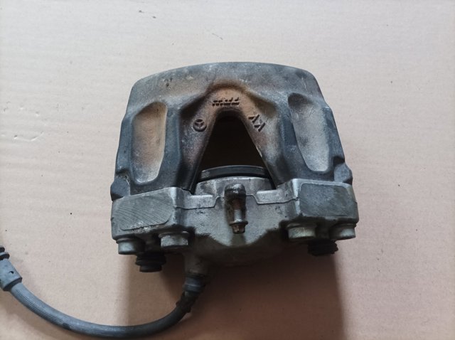 A2044214081 MERCEDES Суппорт тормозной передний левый купить в Одесса