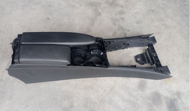 A20468065509051 MERCEDES Консоль панели управления центральная купить в Каменское