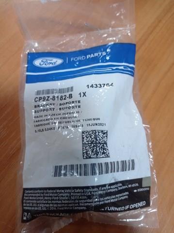 CP9Z8182B Кронштейн (адаптер) крепления фары передней купить Николаев