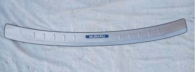 SUBARU E7710SG000 Накладка бампера заднего верхняя защитная (ступень-подножка) в наличии Тернополь