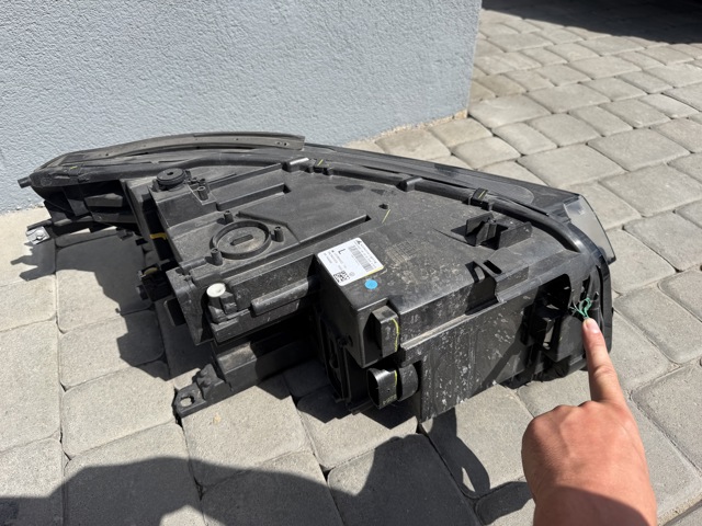 VAG 5NL941035A Левая фара в наличии Чернигов