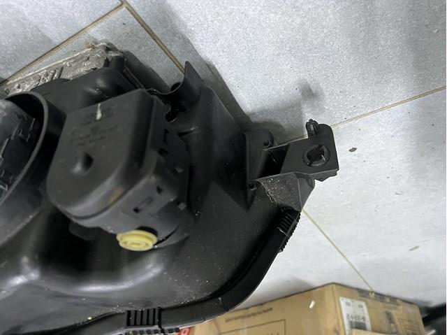 RENAULT 7701053980 Фара правая в наличии Львов