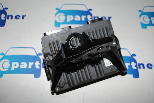 8966133W70 Toyota блок двигателя lexus es 300h пробег 3000