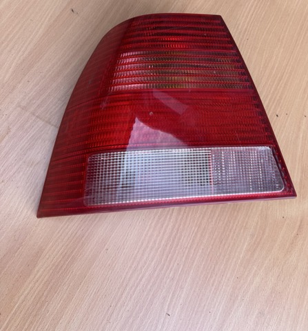 Задняя левая фара 1J5945095AA VAG