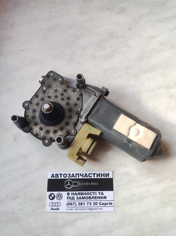 Привод электростеклоподъемника задний A0048201742 MERCEDES