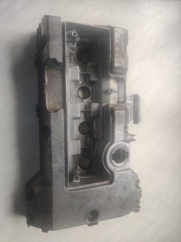 Крышка клапанная A1110100330 MERCEDES