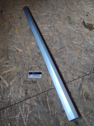 Накладка передней двери A2116900962 MERCEDES