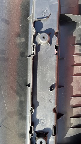 VAG 8K9867979 в наличии Чернигов