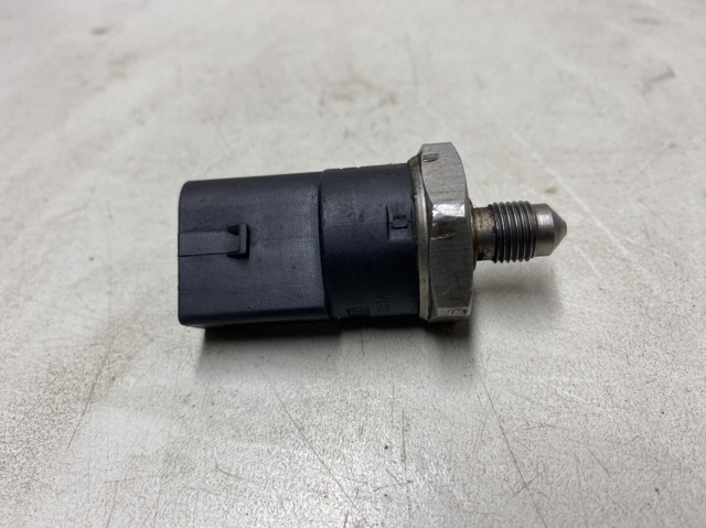 0261545008 Датчик давления топлива купить Одесса