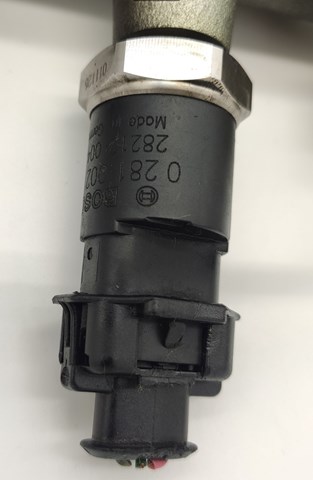 Датчик давления топлива 0281002405 BOSCH