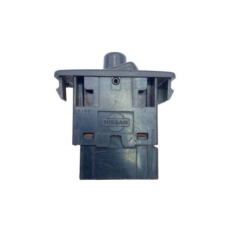 NISSAN 2557031U10 в наличии Черновцы
