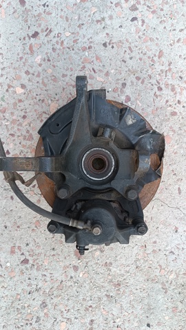 HYUNDAI 517162D110 Цапфа (поворотный кулак) передний правый в наличии Винница