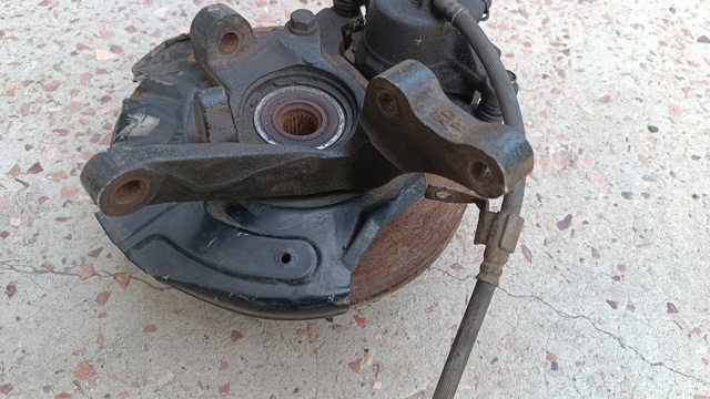 HYUNDAI 517162D110 Цапфа (поворотный кулак) передний правый в наличии Ирпень