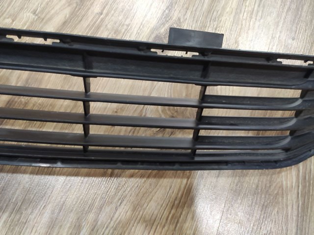 TOYOTA 5311233120 Решетка бампера переднего в наличии Одесса