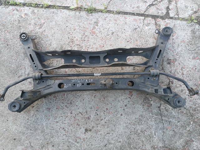 55400C1200 HYUNDAI Балка задней подвески (подрамник) купить в Ирпень