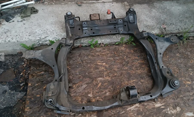 Передняя балка 624053S000 HYUNDAI