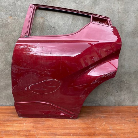 Дверь пассажирская задняя левая 67004F4010 TOYOTA