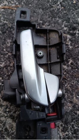 FORD 6M21U22600AD Ручка двери правой внутренняя передняя/задняя в наличии Сумы