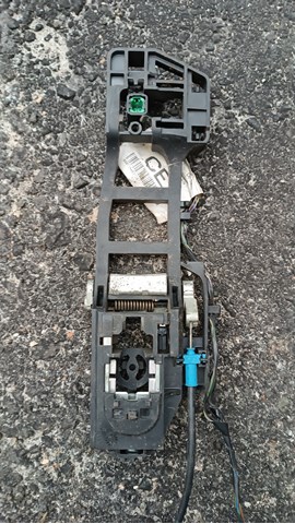 Держатель наружной ручки двери, передней правой 7S71A224A36AE FORD