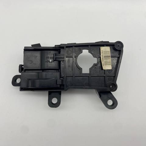 HYUNDAI 826202T000 Ручка двери передней внутренняя правая в наличии Хмельницкий