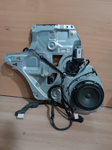 834703U000 HYUNDAI Мотор стеклоподъемника двери задней левой купить в Винница