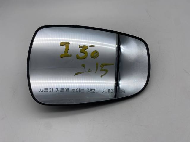 HYUNDAI 876213X000 Стекло правого зеркала заднего вида в наличии Николаев