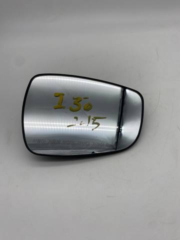 HYUNDAI 876213X000 Стекло правого зеркала заднего вида в наличии Чернигов