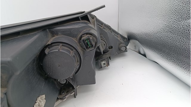921013WXXX HYUNDAI Фара левая купить в Киев