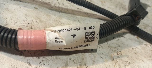 TESLA 100442104N в наличии Днепр